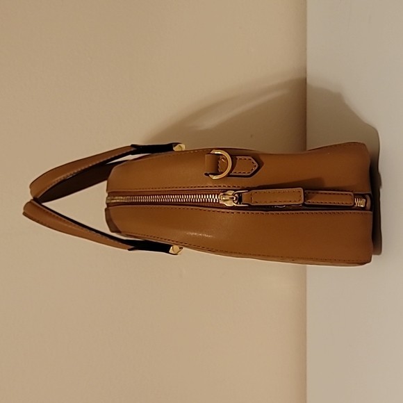 GENUINE 💯  MCM Satchel includes crossbody STRAP! - Picture 5 of 16